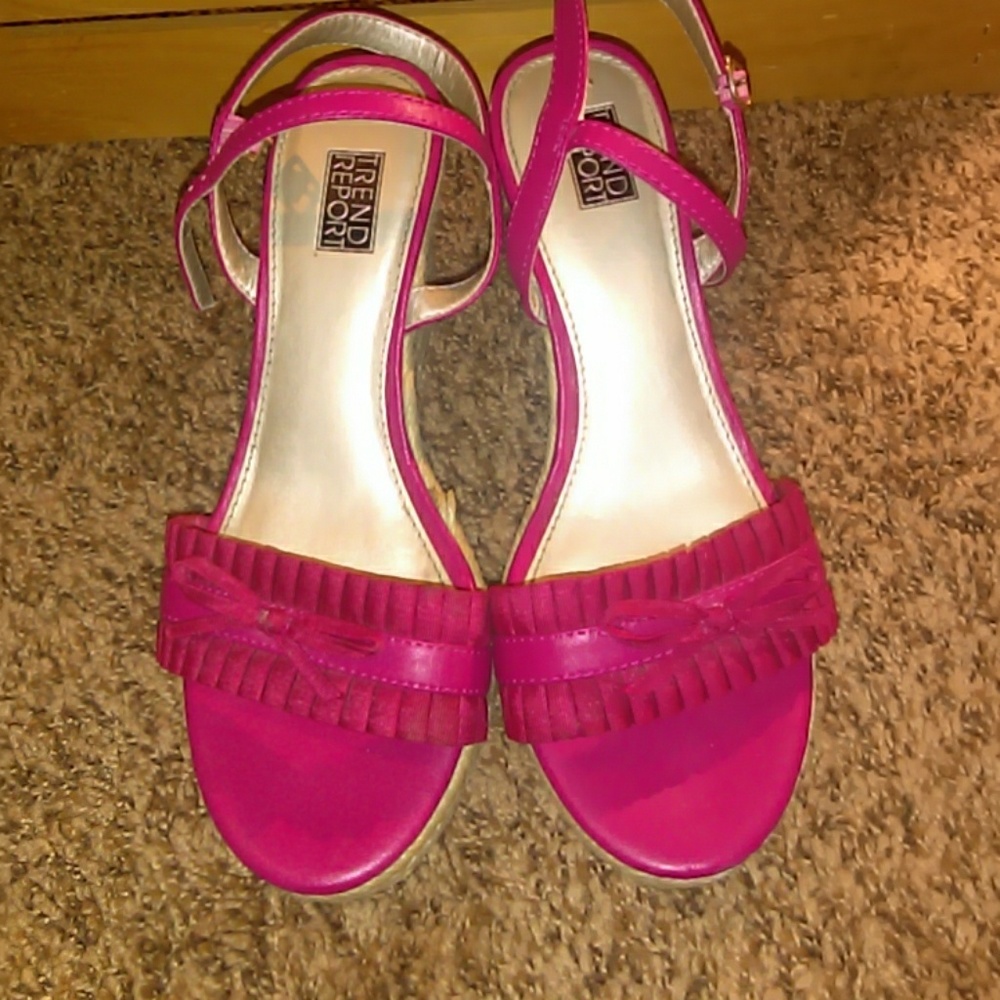 Hot pink wedges